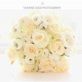 fwthumbbridalbouquetvendellaroses-1.jpg