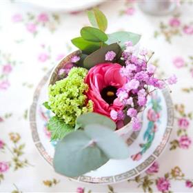 fwthumbtablearrangement2-1.jpg